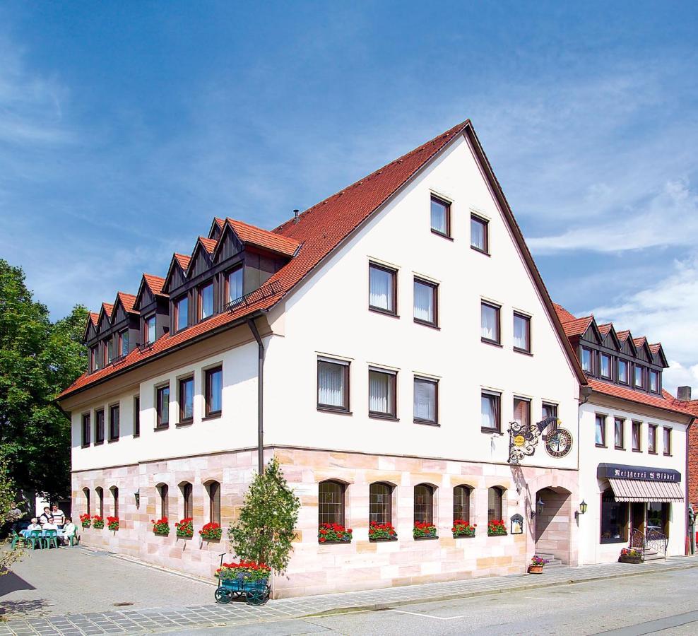 Bloedel Gasthof Gruener Baum Nürnberg Eksteriør billede